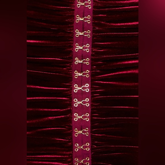 velvet dress !! - Picture 5 of 6